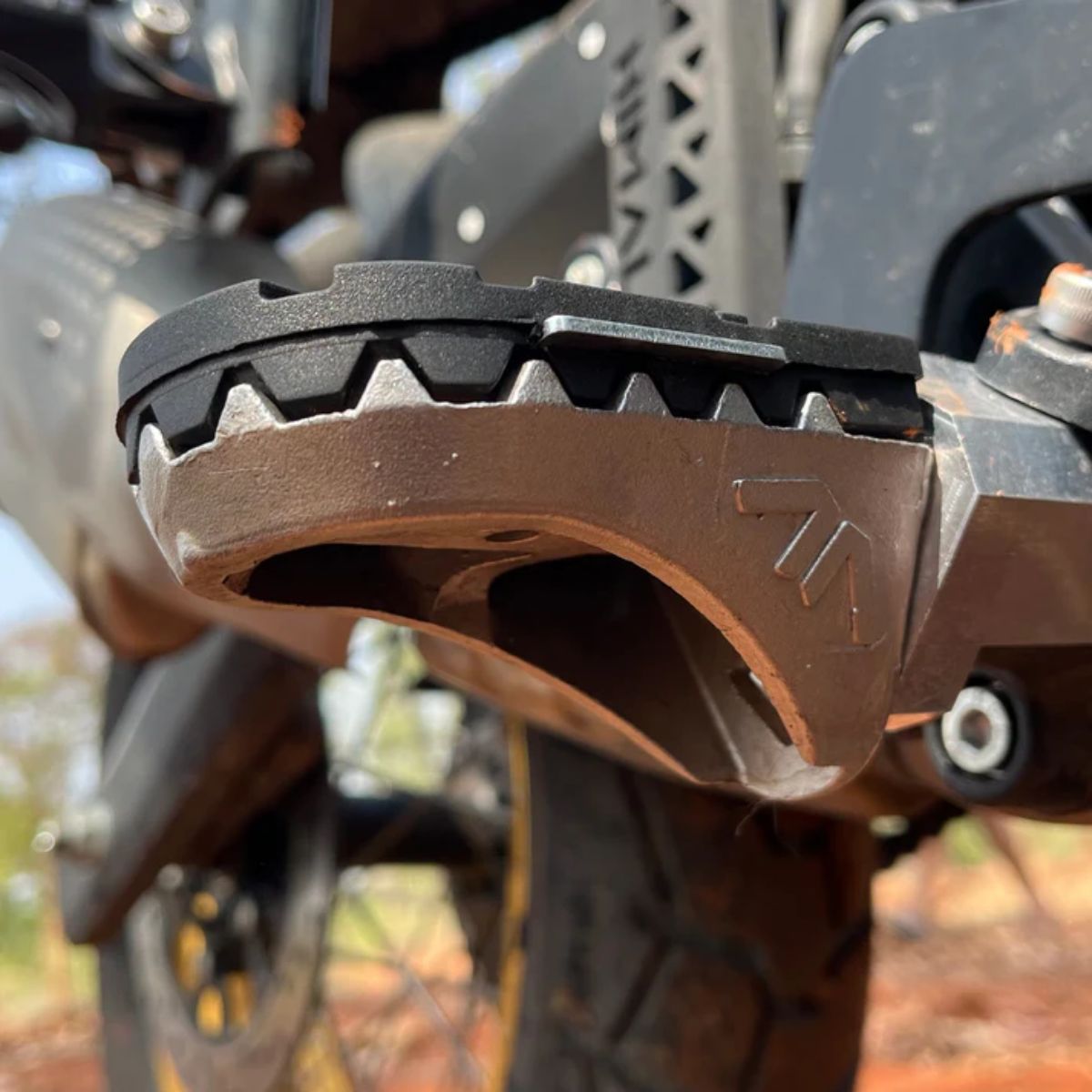 Adventurist Adjustable Foot Pegs - V2.0 - Multi Bike Fit - OutdoorTravelGear.com